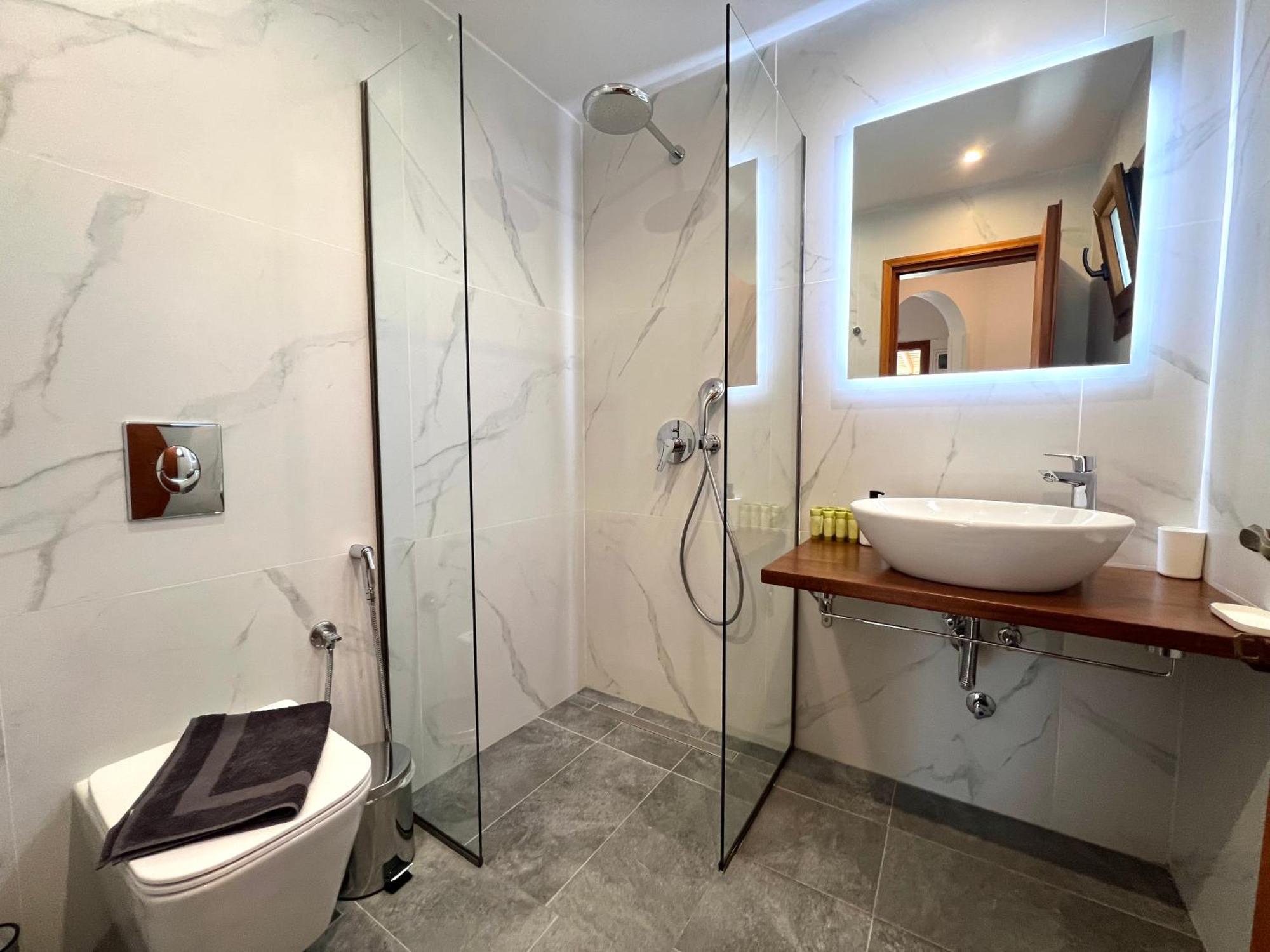 Panos Villas Koukounaries Extérieur photo