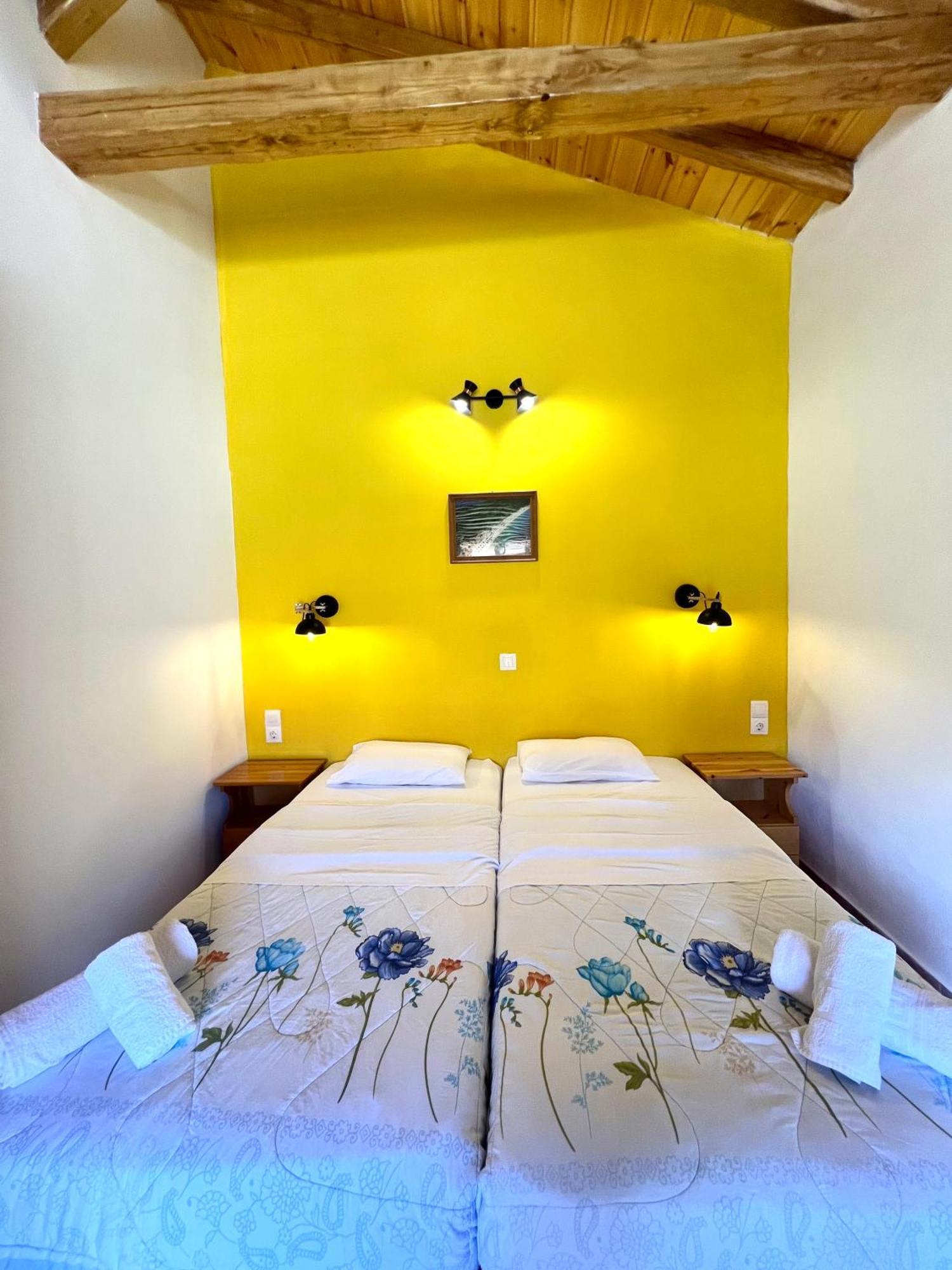 Panos Villas Koukounaries Extérieur photo